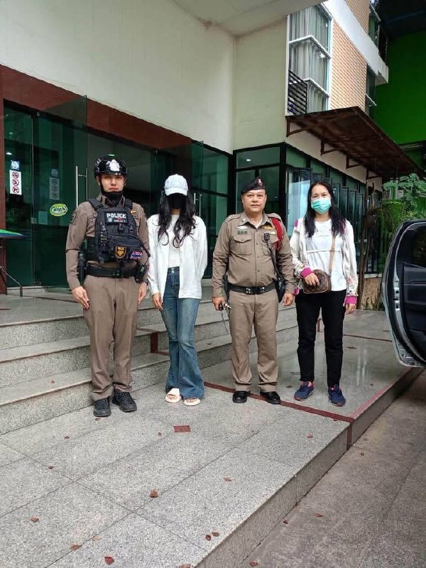 甘烹碧府绑架案告破 中国女子获救回国