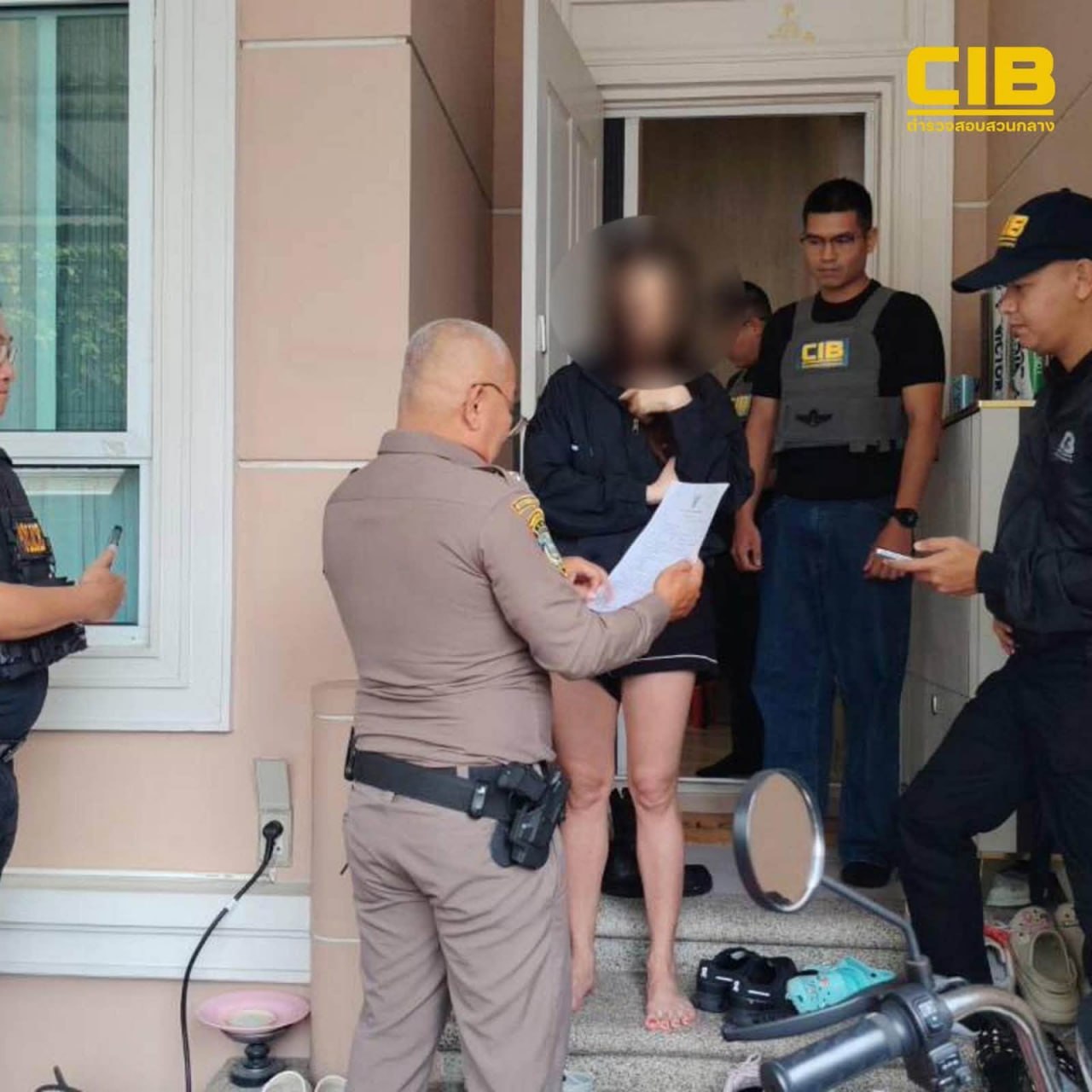 捕获马来西亚籍UFA网络“一级代理” 查获现金超1600万泰铢 发现涉嫌关联足球…