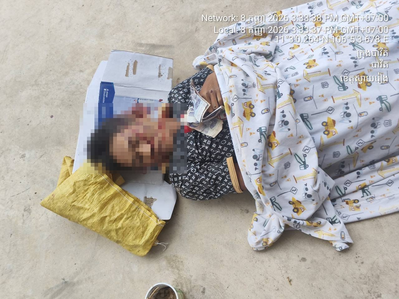 巴维市高速公路沿线中国男子撞死人后撞上民宅屋顶