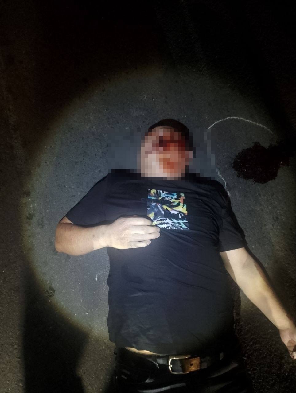 金边市诺罗敦大道中国男子骑摩托撞路沿身亡