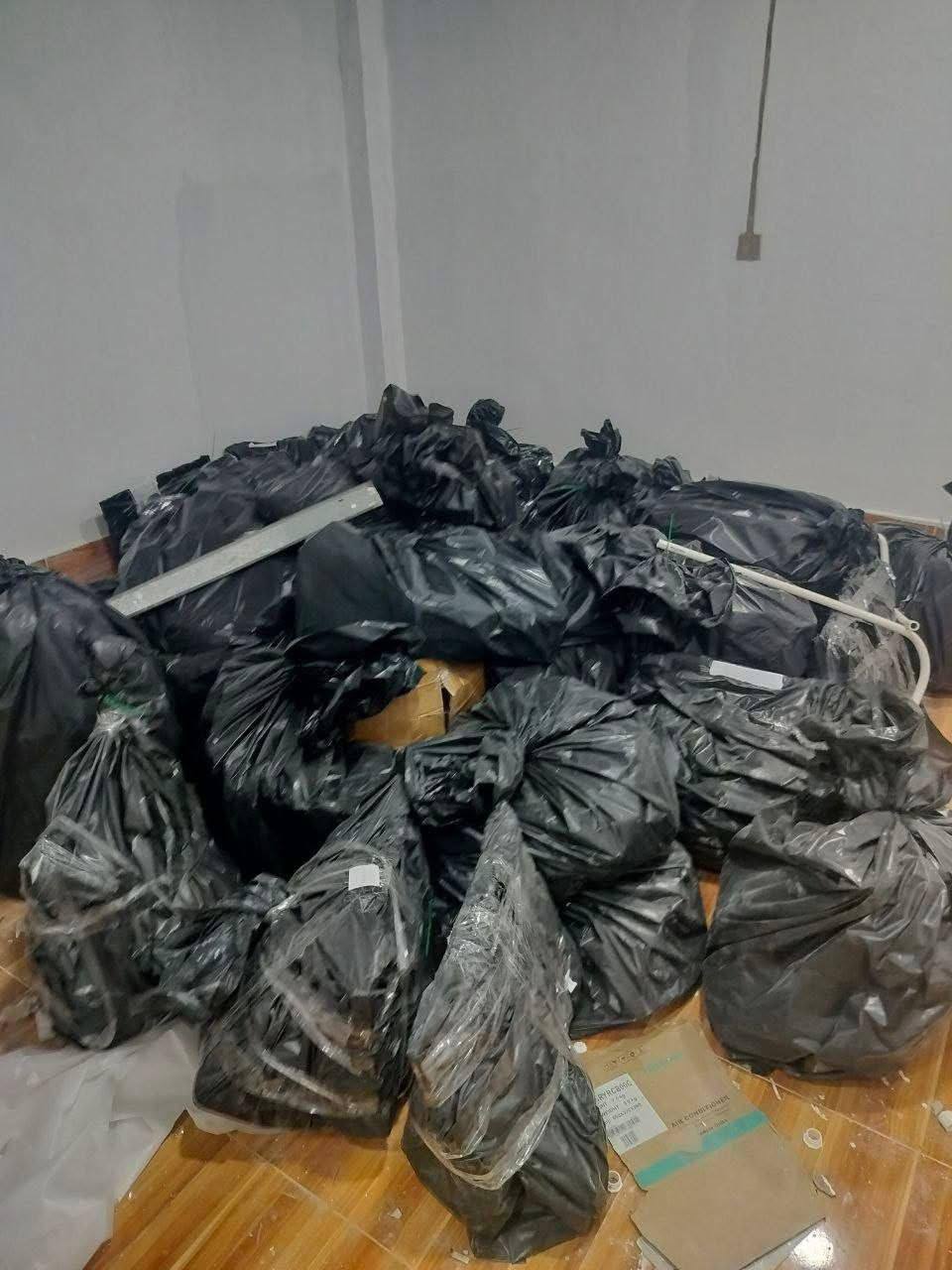 班迭棉吉省联合执法部门于8月21日在波贝市奥秋洛分区卡巴斯比安1村查处两处涉嫌为…