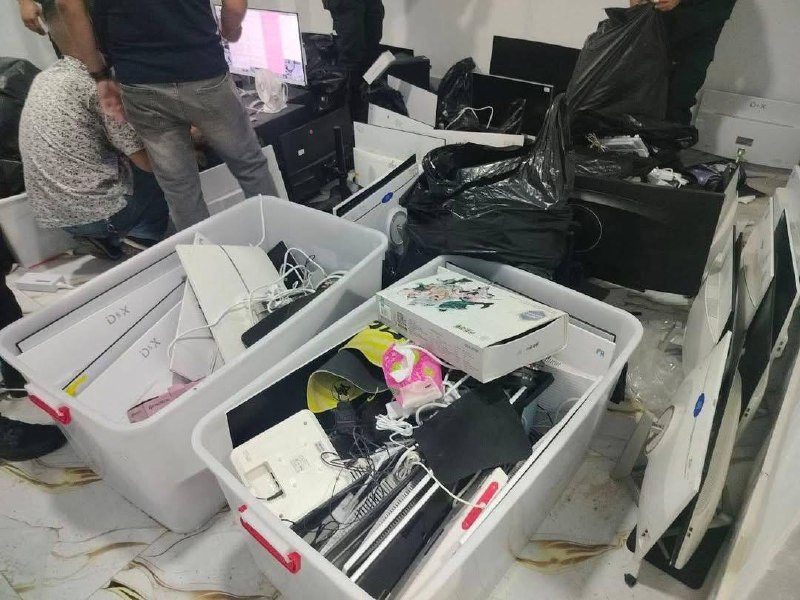 班迭棉吉省联合执法部门于8月21日在波贝市奥秋洛分区卡巴斯比安1村查处两处涉嫌为…