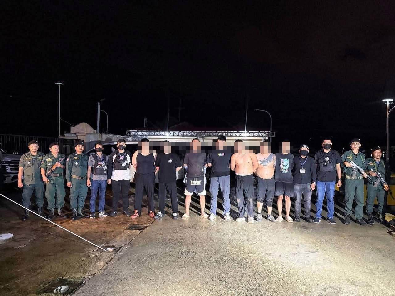 柬埔寨水警边防部门在西哈努克省竹岛(Koh Russey)开展突击行动,打击毒品…