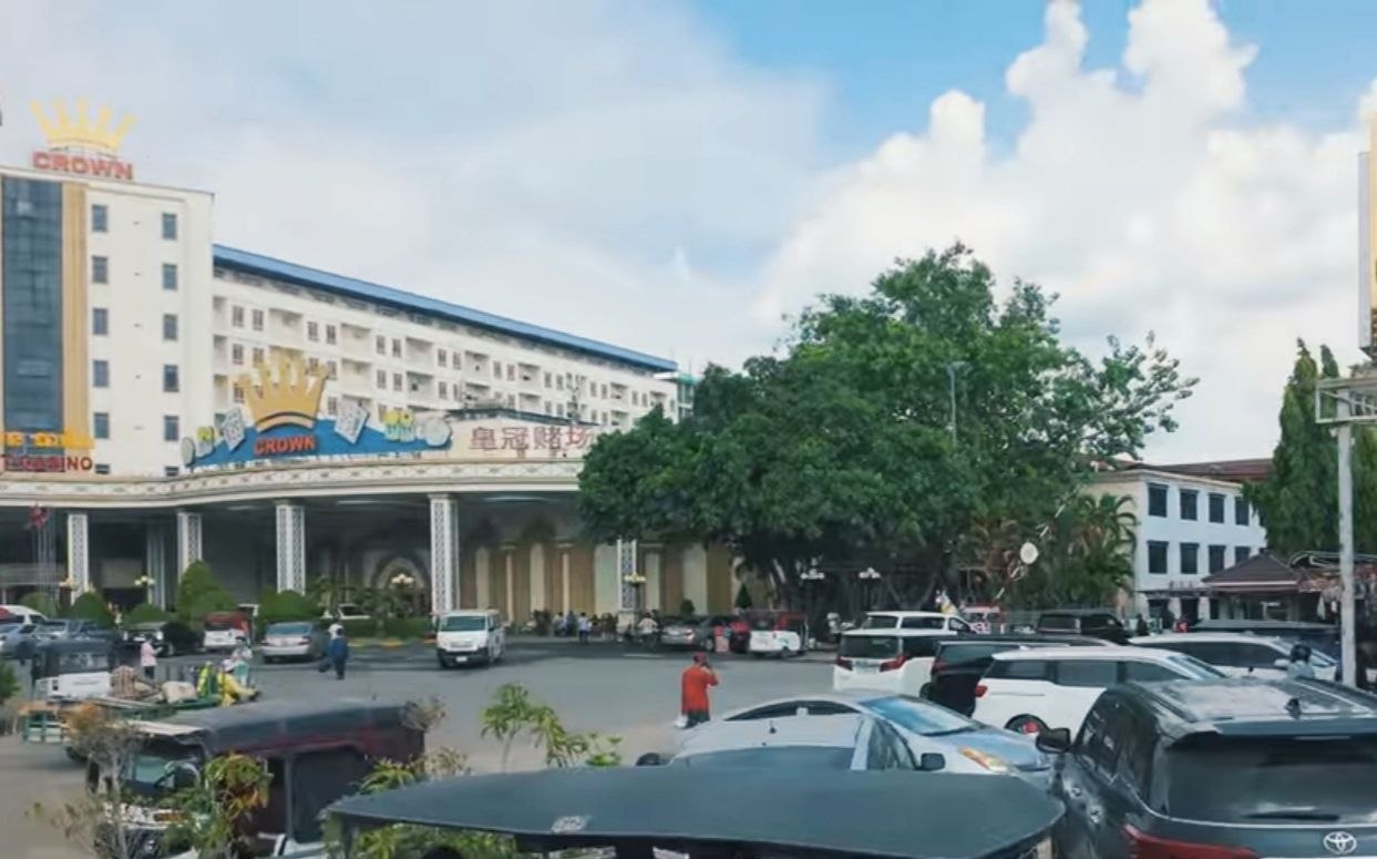 据网友投稿,盘总于9月21日在群内通知其团队成员原地解散,称已离开柬埔寨前往斯里…