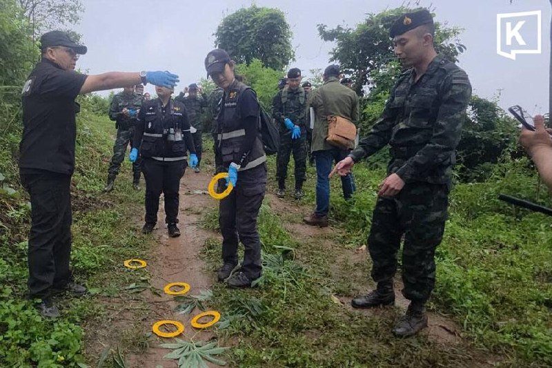 泰国军方在清莱府美发弄县与一伙毒贩发生交火,造成9名嫌疑人死亡。据帕芒部队通报,…