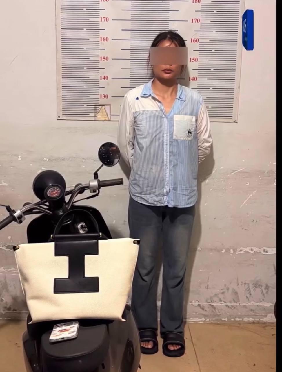 金边市水净华区警方于昨晚抓获一名中国籍女子，该女子涉嫌多次潜入店铺盗窃，被控窃取…