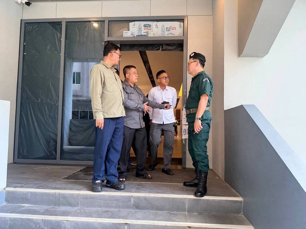 波贝突查网络诈骗窝点!近600人被抓,泰国人被指为主犯