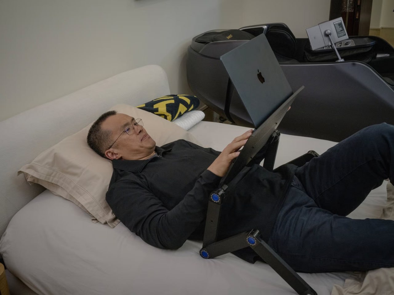 记者探访币安创始人CZ阿布扎比家中