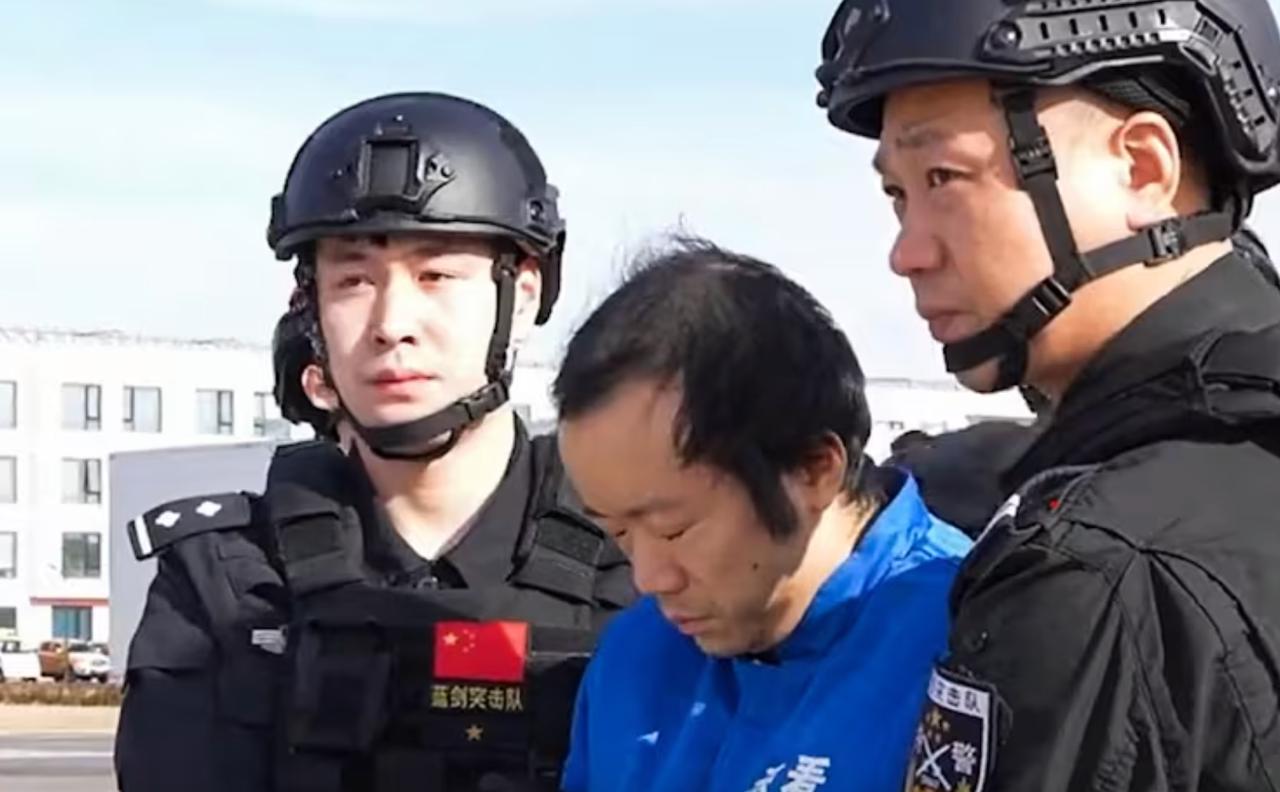 太子集团老板陈志被押解回国