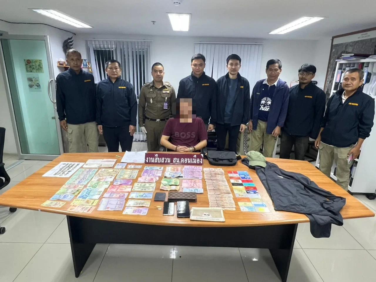 🇹🇭 曼谷廊曼机场抓获一名中国籍“机舱大盗” 涉及数十万泰铢盗刷案