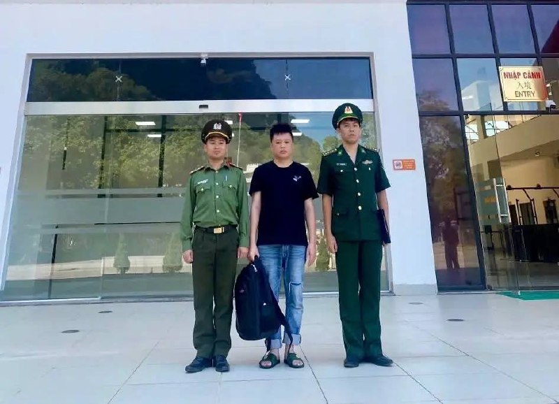 高平公安驱逐一名非法入境中国籍男子
