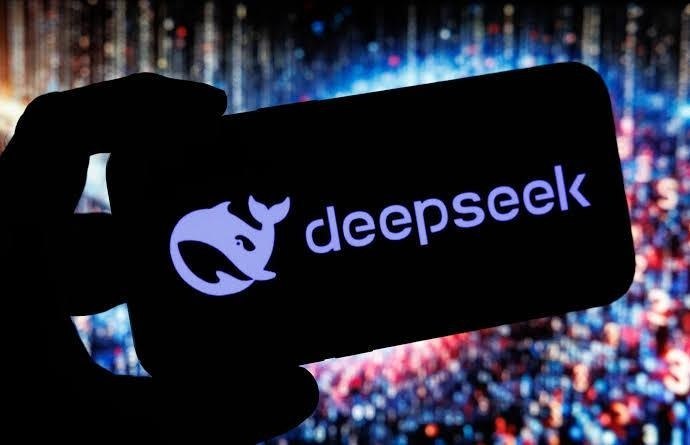 DeepSeek崩了
