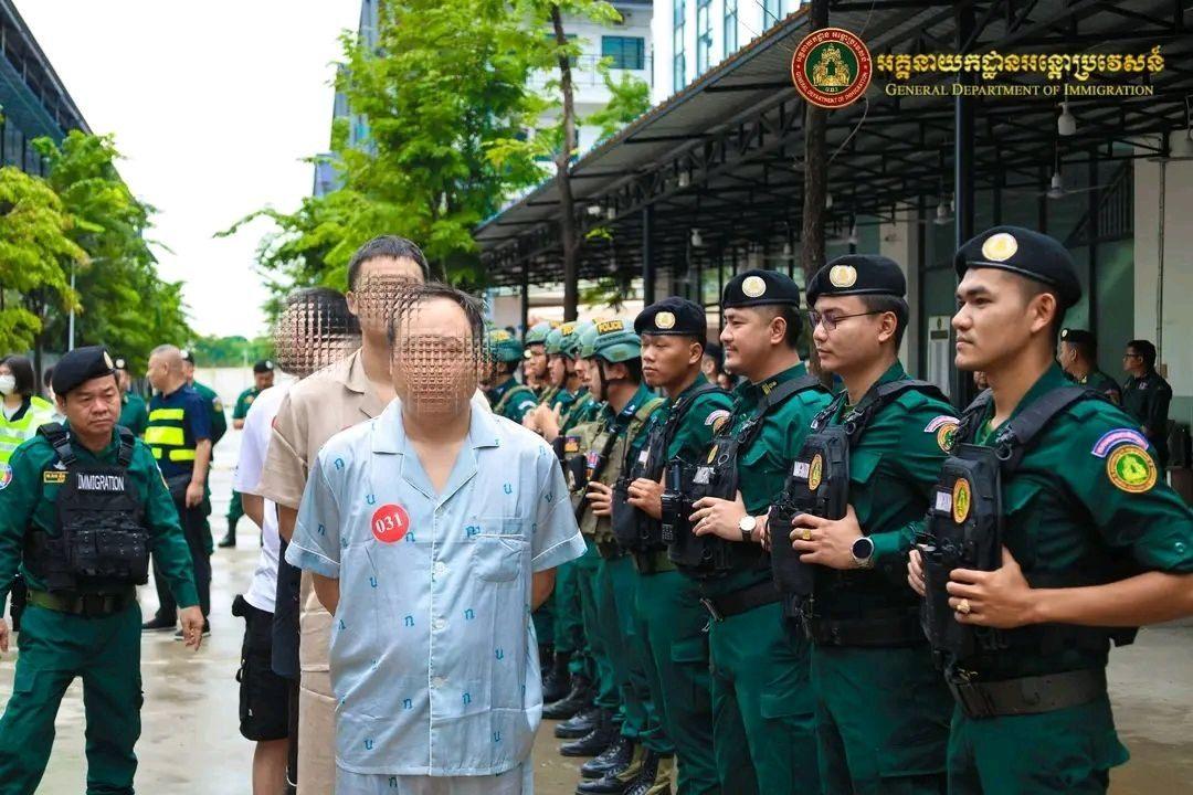 柬埔寨遣返90名涉电诈及非法居留中国公民