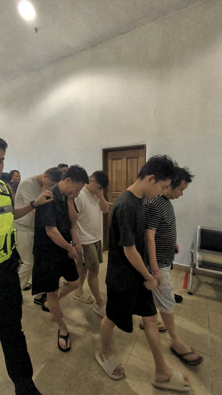 马来西亚关丹推事庭宣判18名诈骗犯