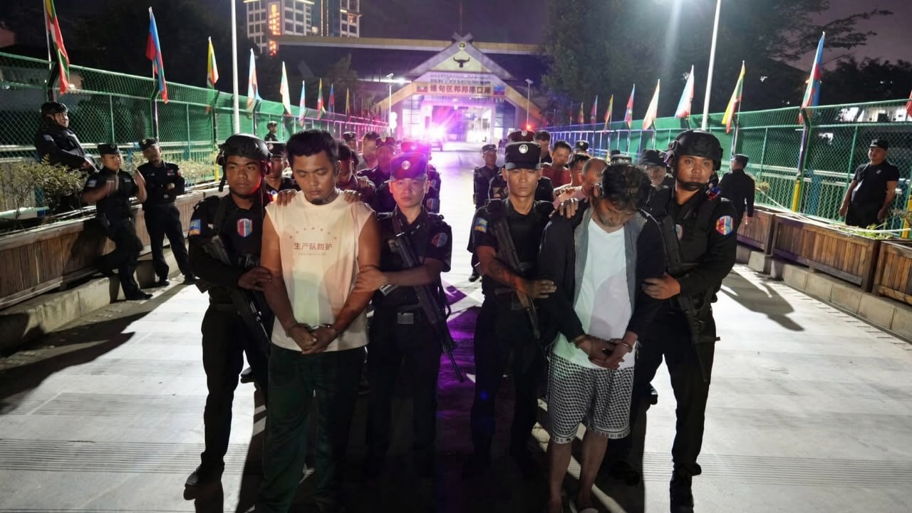 佤邦联合军移交10名中国籍毒品走私犯
