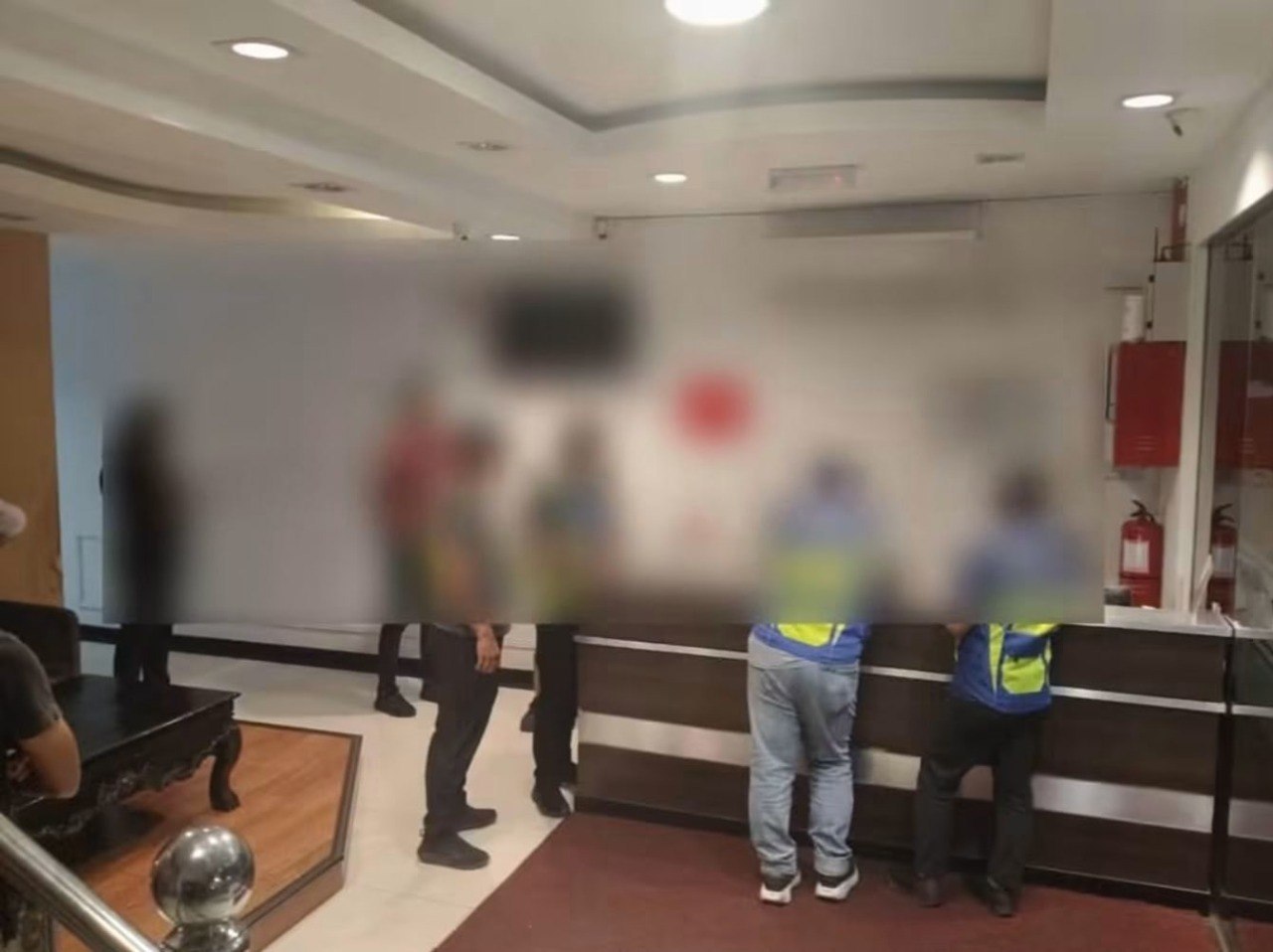 马来西亚沙巴斗湖警方突查8处酒店及旅馆6人被捕